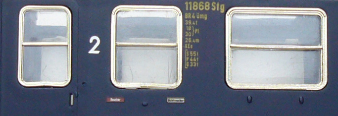 ADE-Clips-Fenster BR4ümg-54